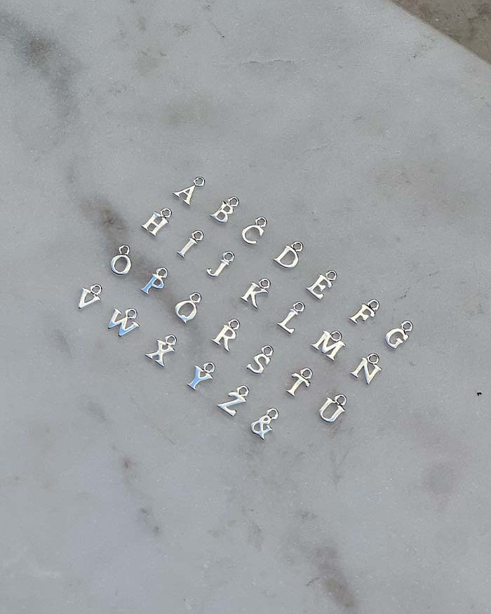 Pendentif Lettre Argentée - Maison Baïka